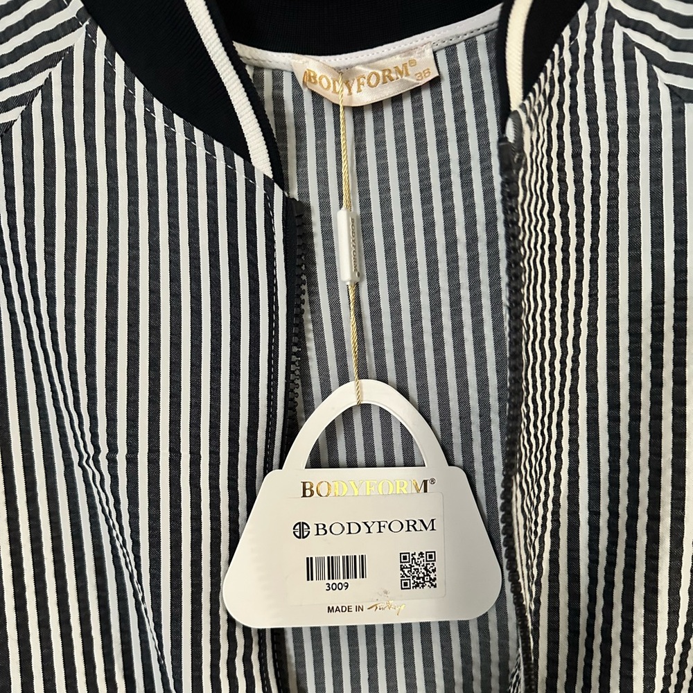 Bodyform New with tags Cropped Blue and White Striped Jacket with Zipper Close